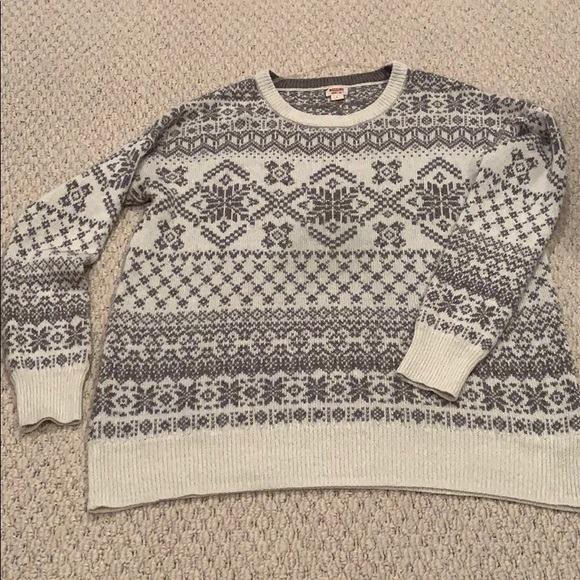 Women’s Mossimo white & gray snowflake sweater - Picture 3 of 6